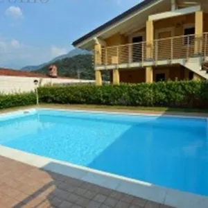 Appartamento Attico With Swimming Pool