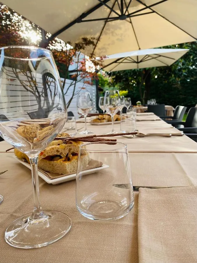 Antica Locanda Del Villoresi Nerviano 3*,  Italy